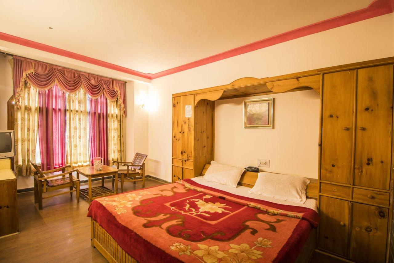 Flamingo Resort Manāli Kültér fotó