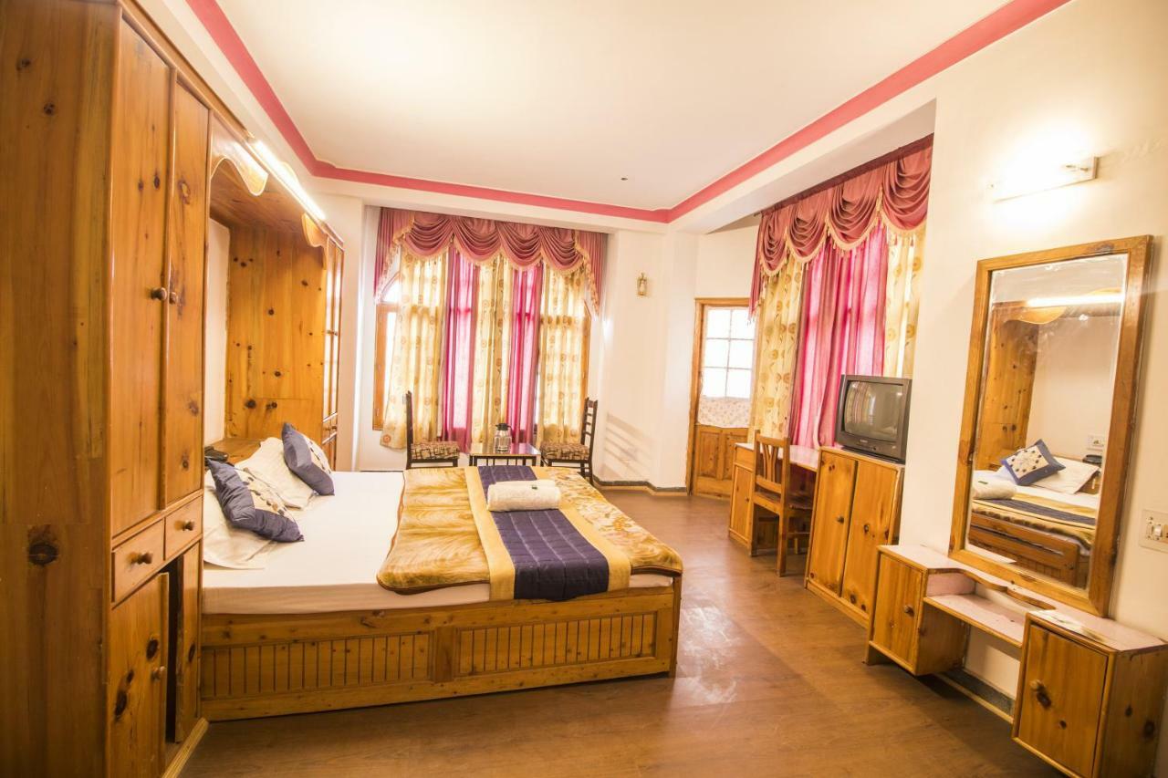Flamingo Resort Manāli Kültér fotó